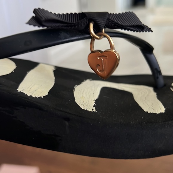 hello Juicy flip-flops with Bow and gold emblem - Picture 3 of 8